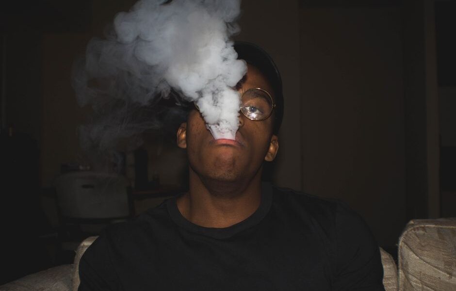 온라인에서 최고의 Vaping 제품을 사용하여 환경 친화적으로 전환하십시오.